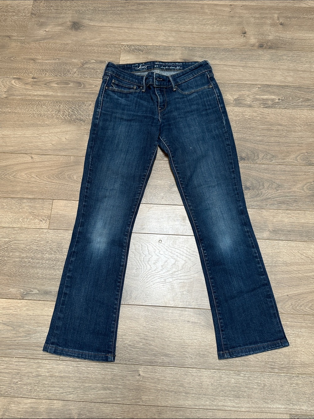 Levi’s Demi Curve Jeans 👖 Size 27 Skinny Boot